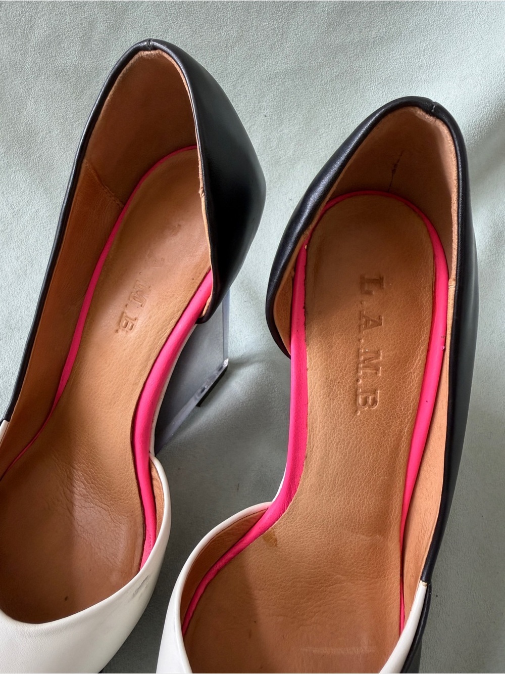 L.A.M.B. Connor Wedge Platform Pumps With Acrylic Heels Size 6.5 M - Picture 6 of 9